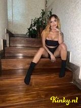 Cazzu - LaTiN - GFE eXpeRieNcE
