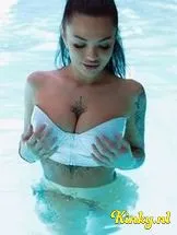 tania-bdsm-via-kinky-699cb984c2d56c00135f3b70