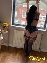 Mia - Party girl anal new in the town