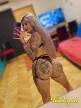 barbie-virtual-sex-via-kinky-6982f57195d4d600136753ea