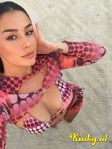 April - New sexy Latina - online 24/7