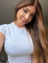 Clara - Latina bombshell