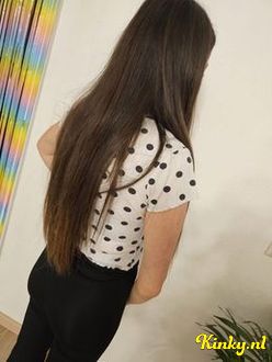 ella-escort-via-kinky-69846fdecc37e300130e60f0