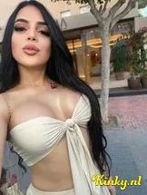 valeria-escort-via-kinky-6984f660cc37e300130e6143