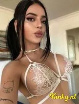 valeria-escort-via-kinky-69854d41be88c300149aa4db