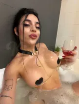 valeria-escort-via-kinky-6a39c6075c7c5e001200f2e3