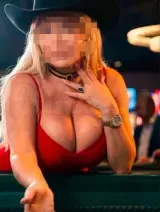 Clara - bbw big breasted milf.