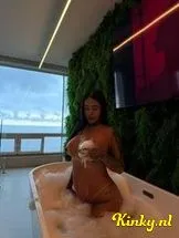 bruninha-prive-ontvangst-via-kinky-6985c7ef72525600137e0158