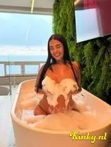 bruninha-prive-ontvangst-via-kinky-6985e936ac6ef70013cbba4e