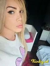 verona-virtual-sex-via-kinky-699ee8e928ea2f0012dcb9b8