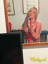 verona-virtual-sex-via-kinky-69973a57a0117b0014e185e7