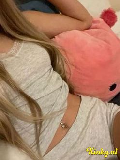 scarlett-prive-ontvangst-via-kinky-698c6bfa884a6700128873dd