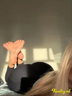 sara-prive-ontvangst-via-kinky-69ba0a8471f8320013e4c89a