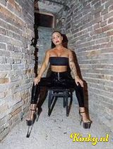 Rebeka - Delux party escort