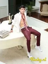 carl-escort-via-kinky-698b60c8b3716e0013fadec2