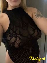 andreea-escort-via-kinky-698de090646acd001318ca4a