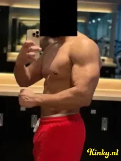dray-erotische-massage-via-kinky-69b2a526b903ea0012eb4708