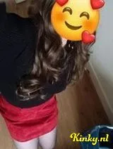 Emma - Crossdresser Emma biedt BJ aan