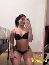 vanessa-prive-ontvangst-via-kinky-698de8a07bf4300013d42eaf