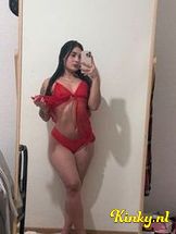 vanessa-prive-ontvangst-via-kinky-698dcb0cfb7bc300127c5f80