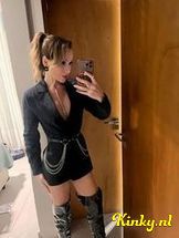 mistress-bionda-prive-ontvangst-via-kinky-6995c0cbc61f22001386438c