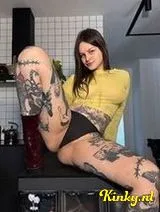 Viktoria - Charismatic, active, tattooed girl