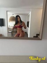 camila-prive-ontvangst-via-kinky-698dd41d8d370e0013a0f5d5