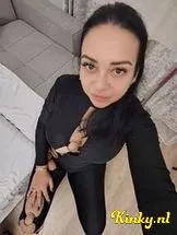 evelin-prive-ontvangst-via-kinky-698f1d3fe4faf00014eb5ead