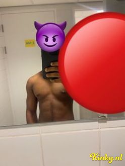 dominic-escort-via-kinky-698f16cf5b80fb0013beb843