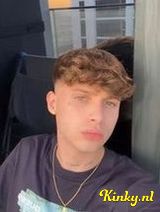 Emmanuel - Hot twink Latino