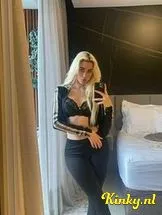 jasmine-escort-via-kinky-6998630245efe50013e68e22