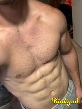 mike-escort-via-kinky-699216fbe56efe001333d1af