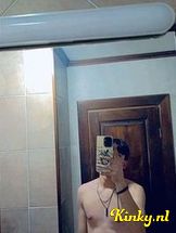 nicolas-escort-via-kinky-69931a613fdda500132959c2
