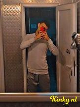 nicolas-escort-via-kinky-69931a1eb91c4c00131f992f