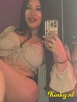 Alice - New girl in town