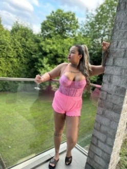 jasmine-prive-ontvangst-via-kinky-699872fd2ef8b400127ca310