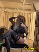 selena-prive-ontvangst-via-kinky-699ae76cb85a09001383e5bf