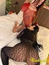 Nelly & Sara - Lesbian show