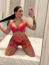 anais-escort-via-kinky-6995bed7241ceb00130d9c54