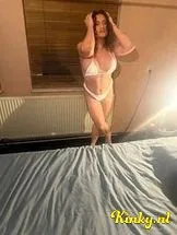 latiffa-escort-via-kinky-699777260741710013f48960