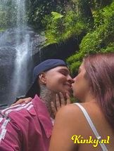 sofia-and-saray-virtual-sex-via-kinky-699c7e6f32a2b5001375a835