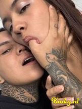 sofia-and-saray-virtual-sex-via-kinky-699c7e6fe8c64900137a2b5a