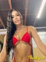 Chloe - Colombiana party 24/7