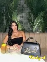 Chloe - Colombiana party 24/7