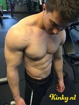 tom-virtual-sex-via-kinky-6999dc89aad7f600139dcfd8