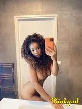 klara-&-artem-prive-ontvangst-via-kinky-699ccbdc6384720013d1a704