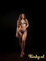 Sara - Colombiana luxury hot