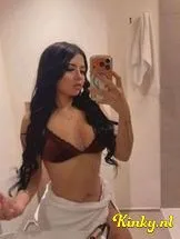 chloe-prive-ontvangst-via-kinky-699ef09a0d1fc20013a0d3bb