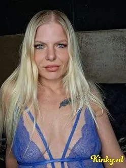 amber-virtual-sex-via-kinky-699deb2fc2d56c00135f3ec6