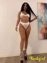 flori-prive-ontvangst-via-kinky-699df9f6c2d56c00135f3edd